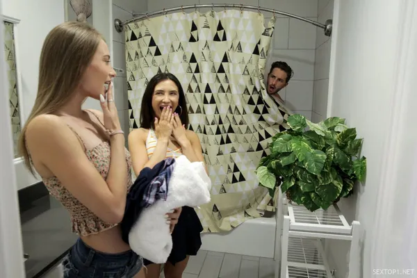 phim sex mỹ vietsud Hai đứa em gái cùng cha khác mẹ lắm trò